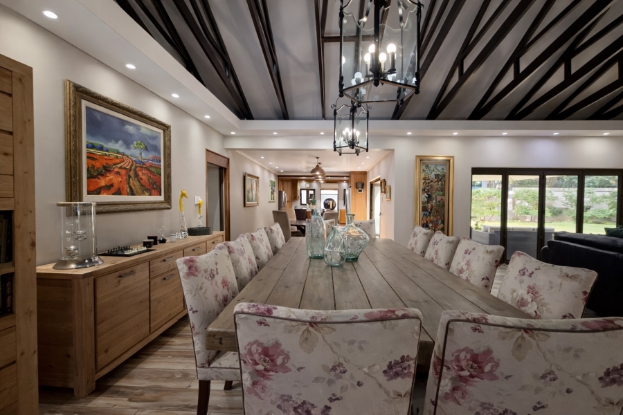 6 Bedroom Property for Sale in Cashan North West